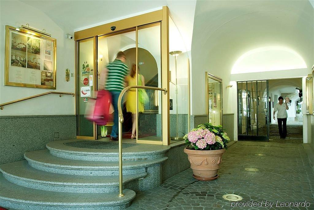 Austria Classic Hotel Wolfinger - Hauptplatz Линц Экстерьер фото
